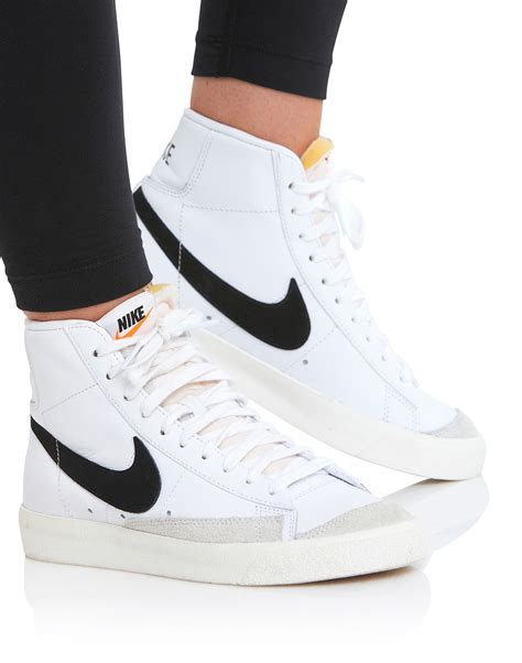 Womens Nike Blazer